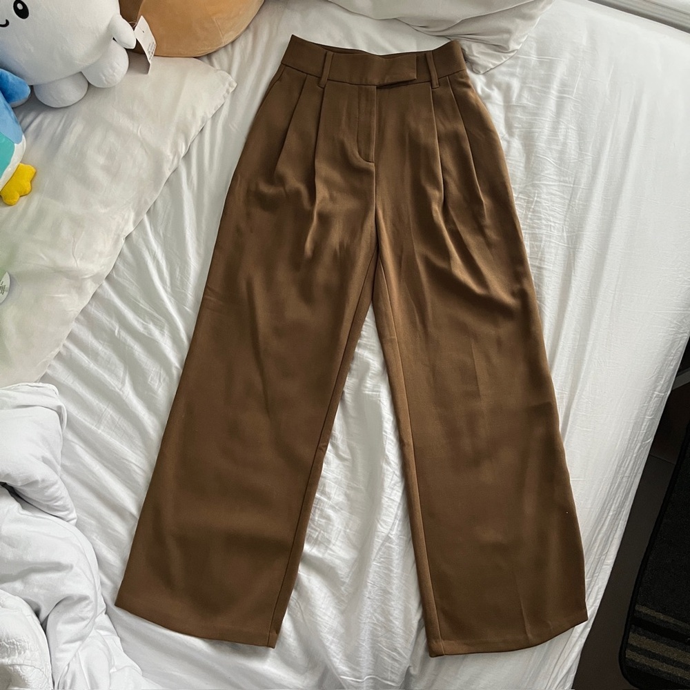 oak + fort - tan high rise pleated straight leg pants